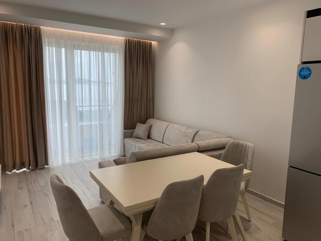 Delfin Apartment *