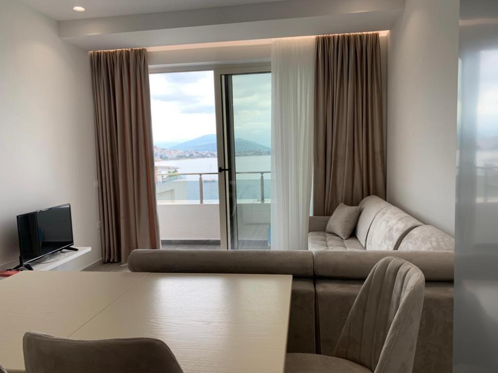 Delfin Apartment *